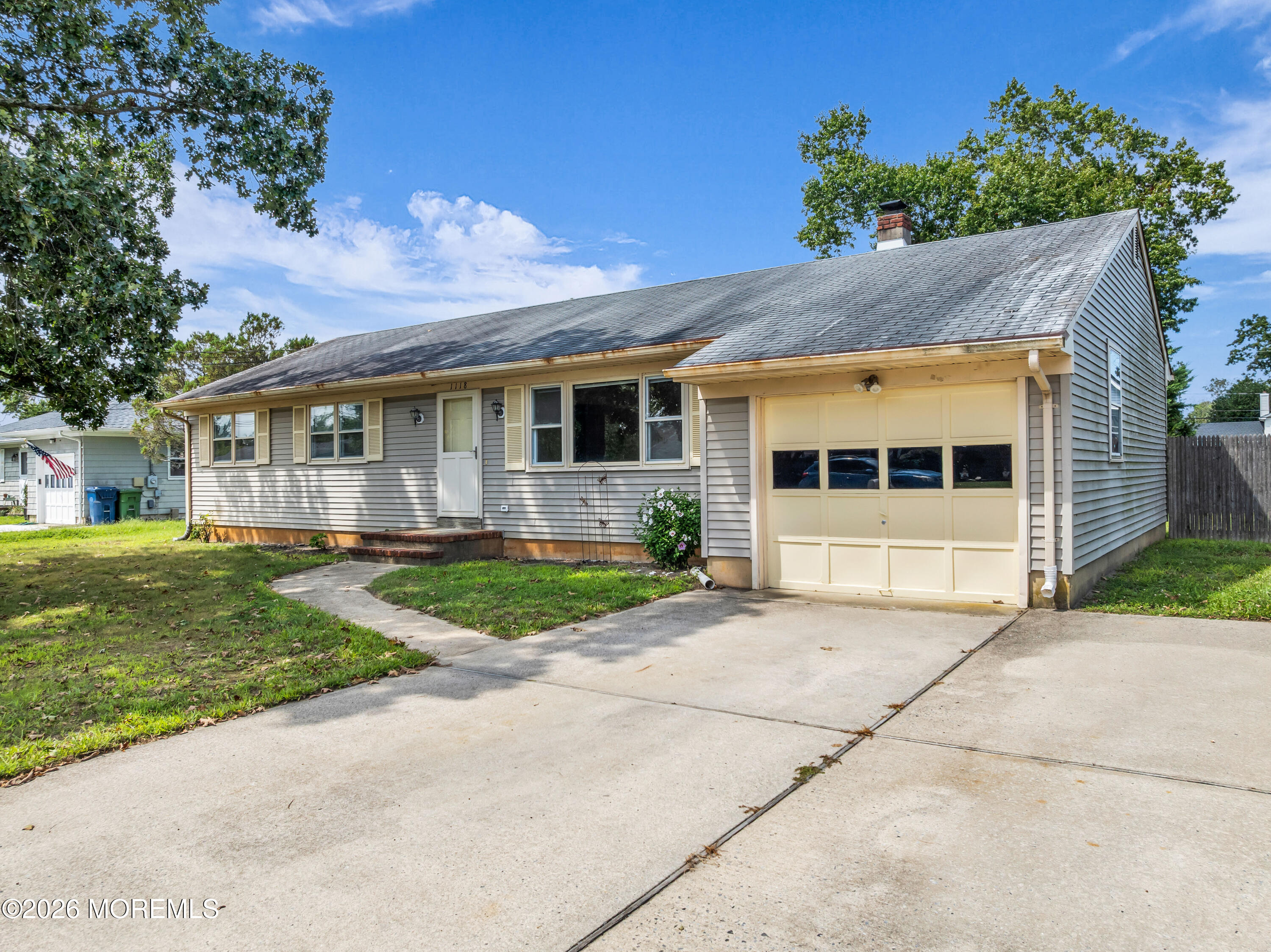 1118 Longboat Avenue