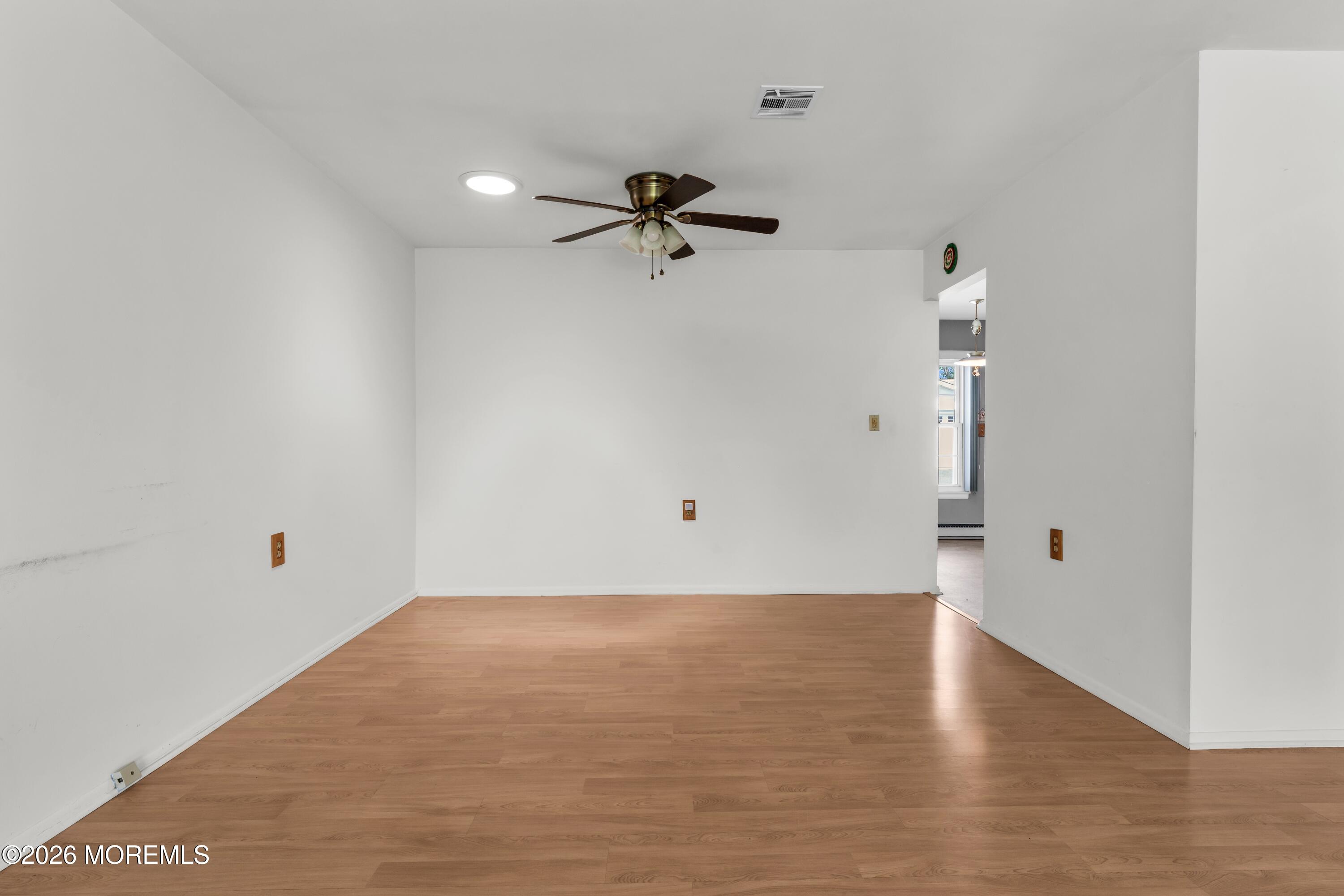 995 Argyll Circle B