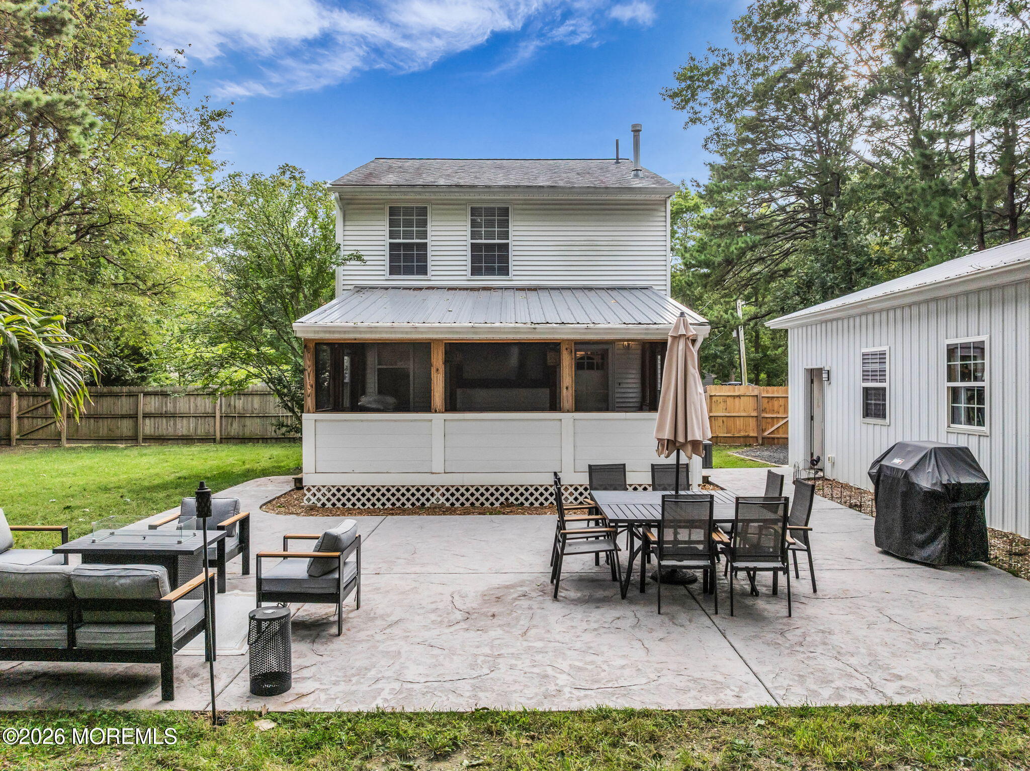 305 E Ridgewood Avenue