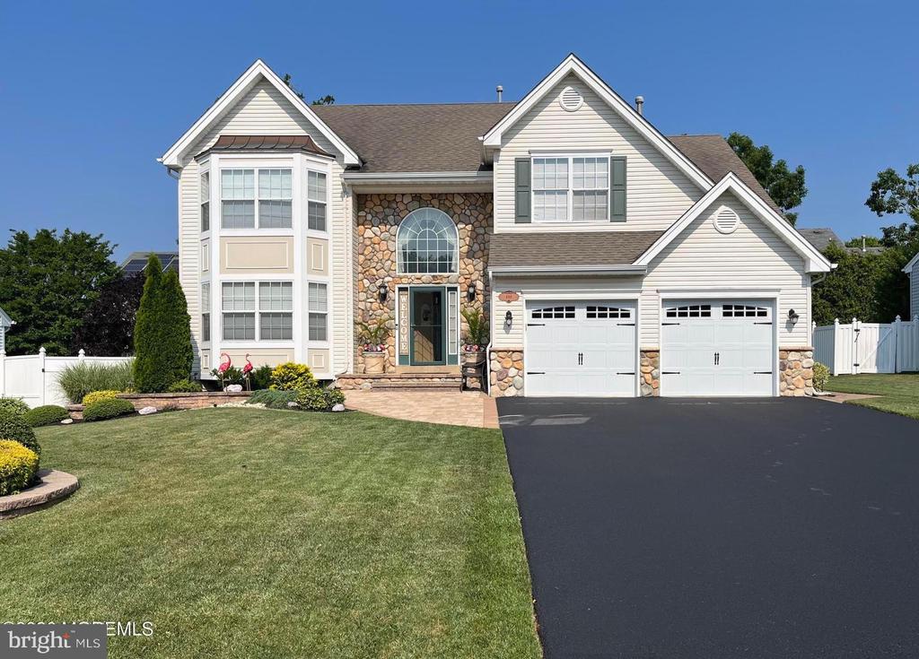 486 MERMAID DRIVE