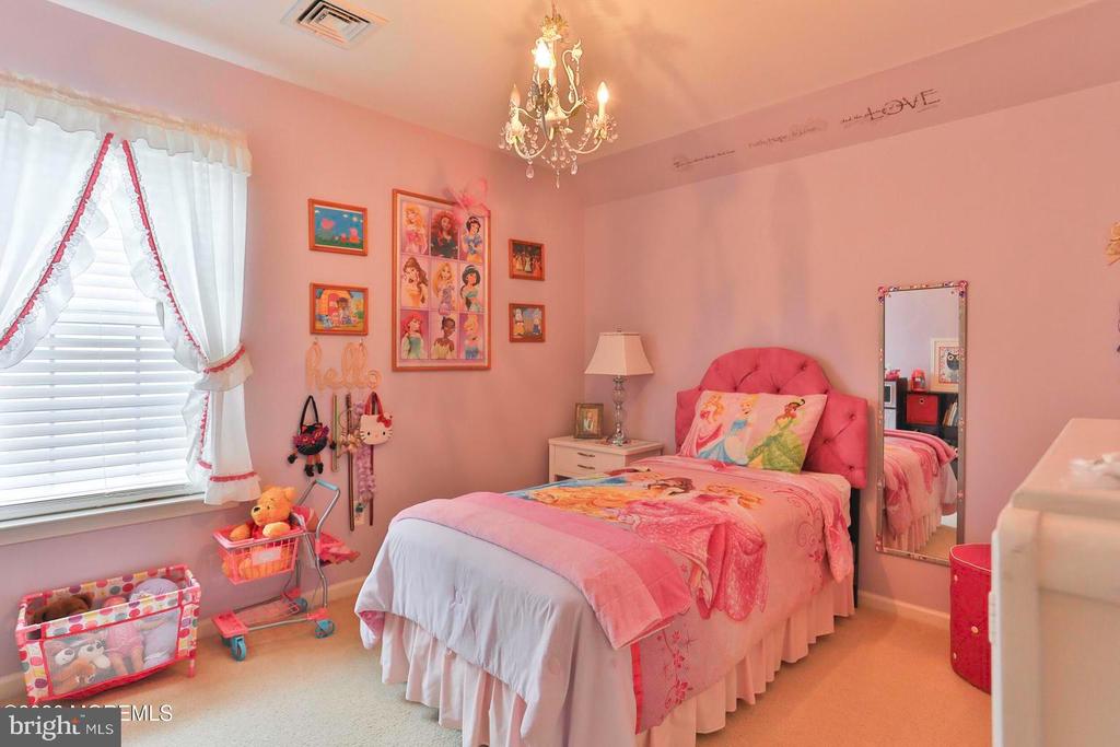 486 MERMAID DRIVE