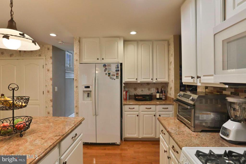 486 MERMAID DRIVE