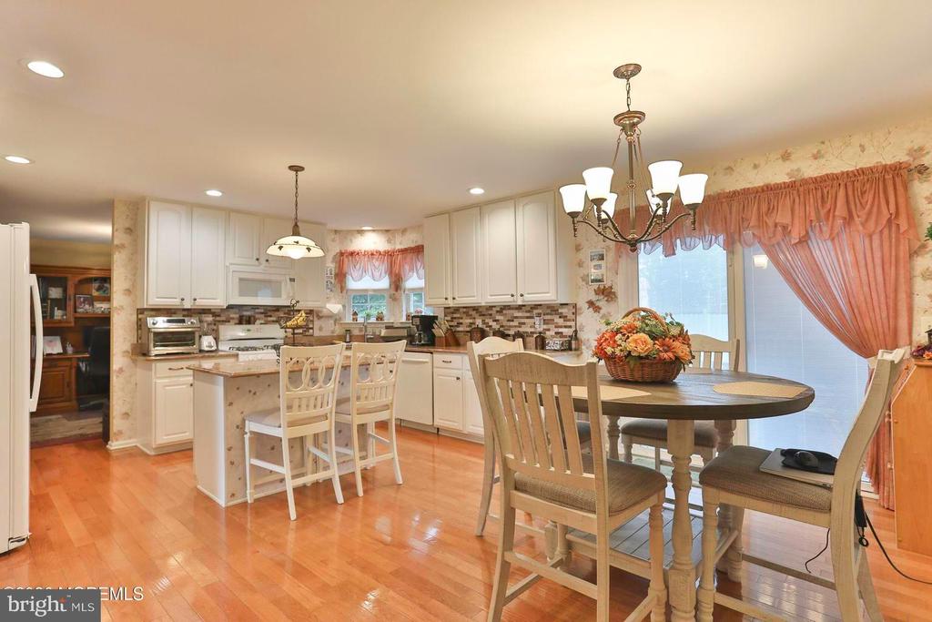 486 MERMAID DRIVE