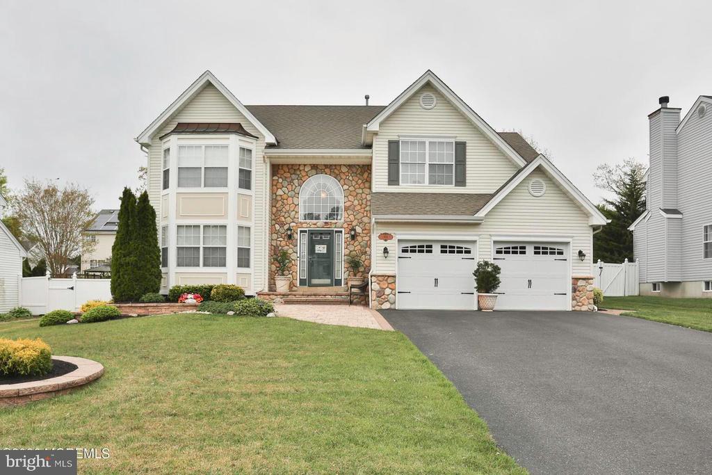 486 MERMAID DRIVE