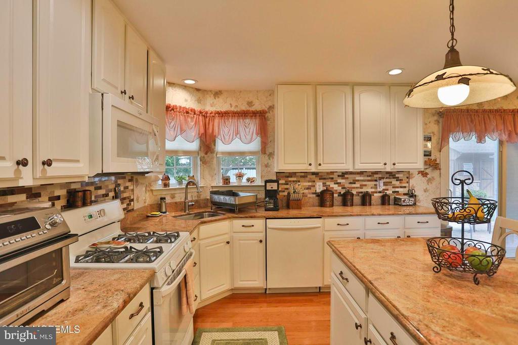 486 MERMAID DRIVE