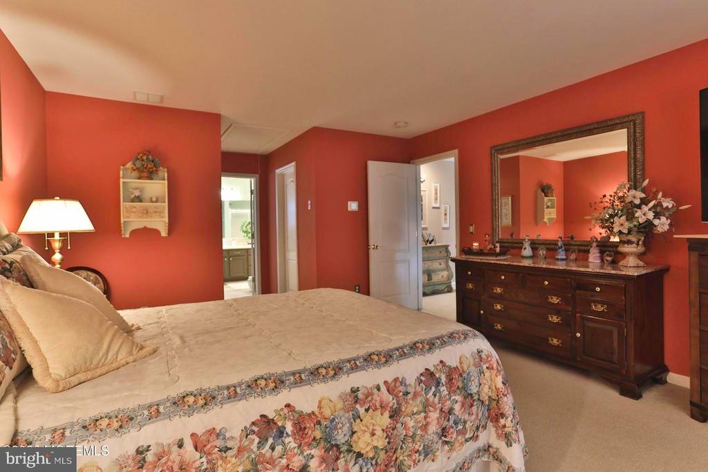 486 MERMAID DRIVE