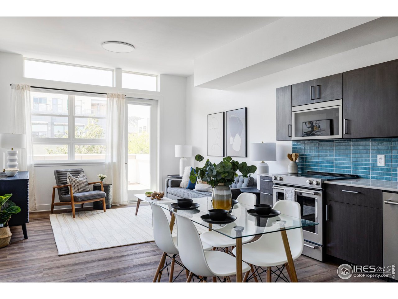1707 Walnut St 303