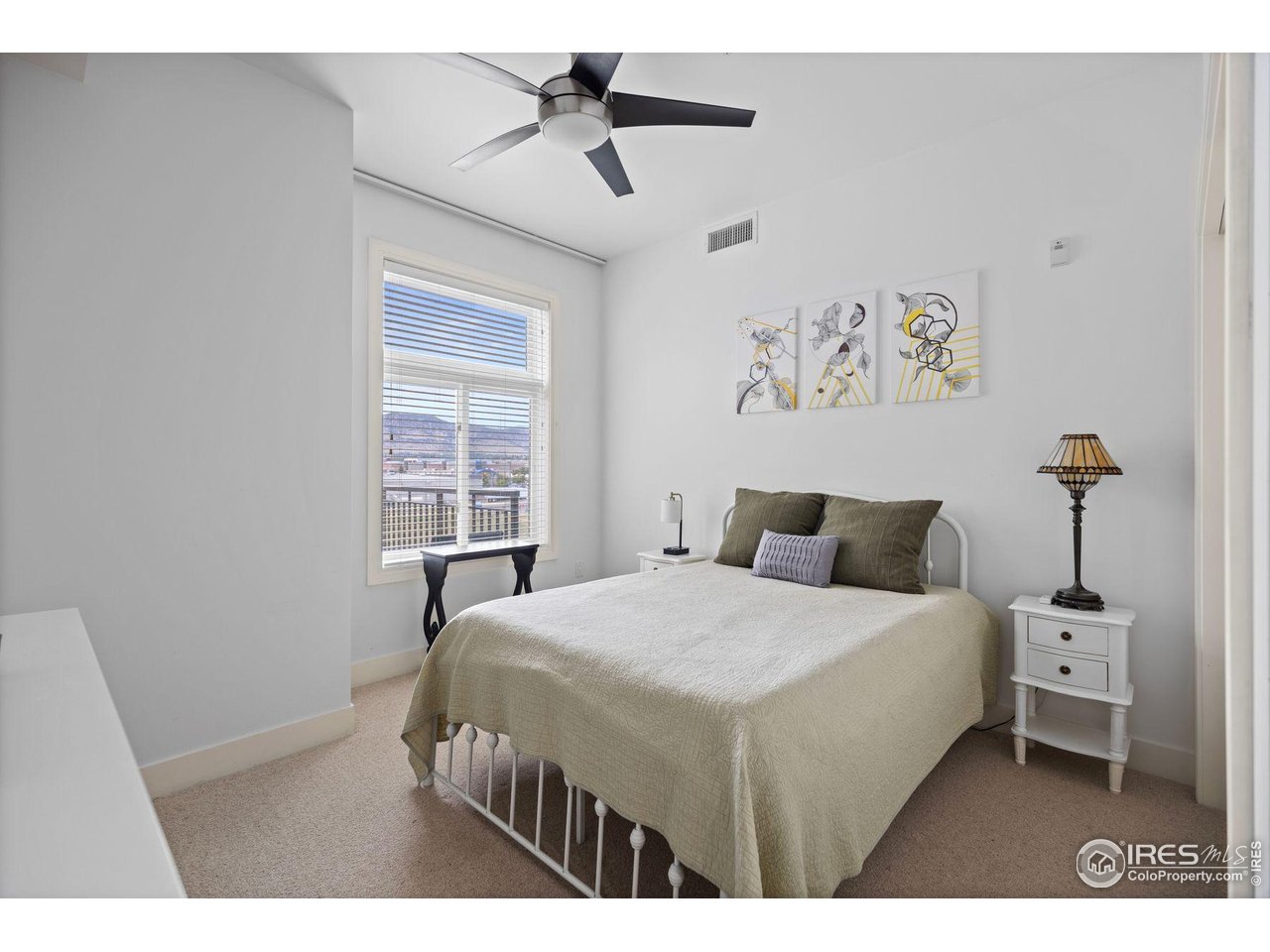 3301 Arapahoe Ave 402