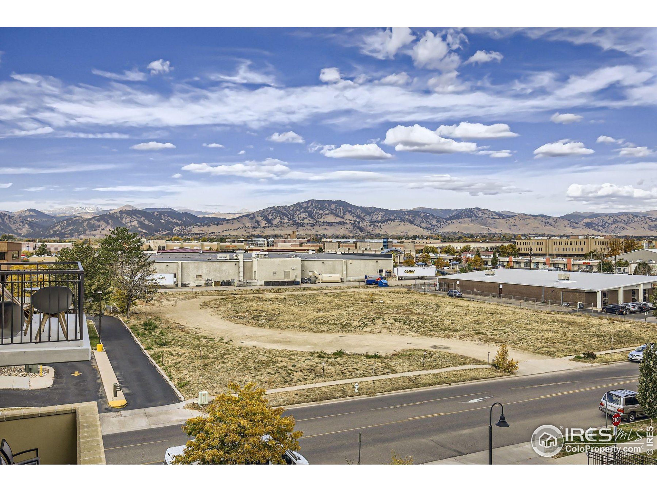 3301 Arapahoe Ave 402