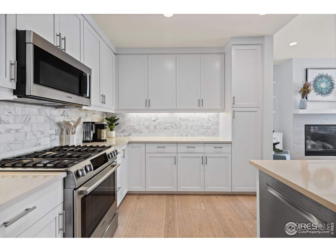 3301 Arapahoe Ave 402