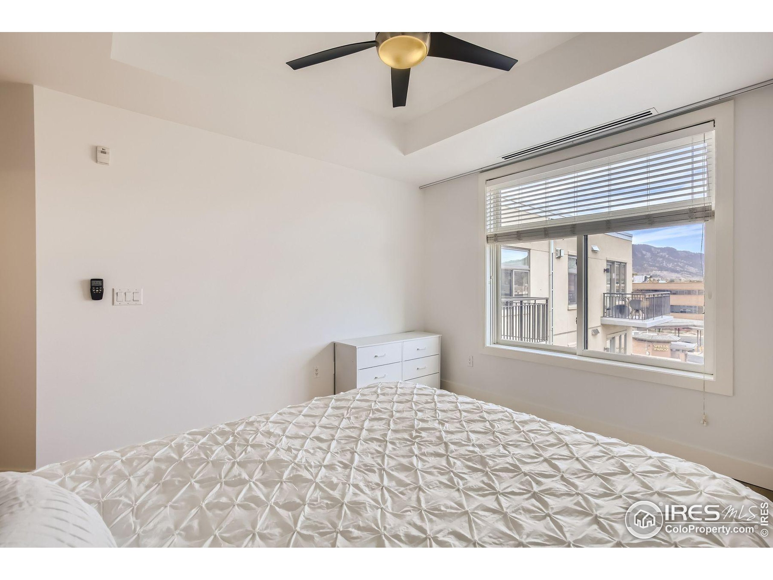 3301 Arapahoe Ave 402