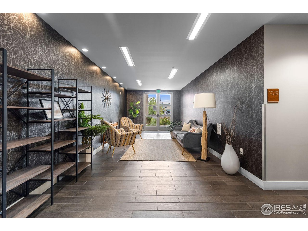 3301 Arapahoe Ave 402