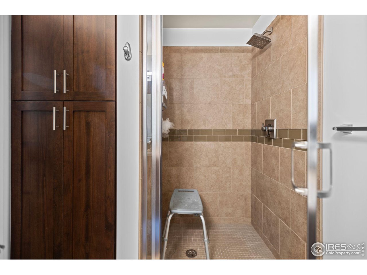 3301 Arapahoe Ave 402