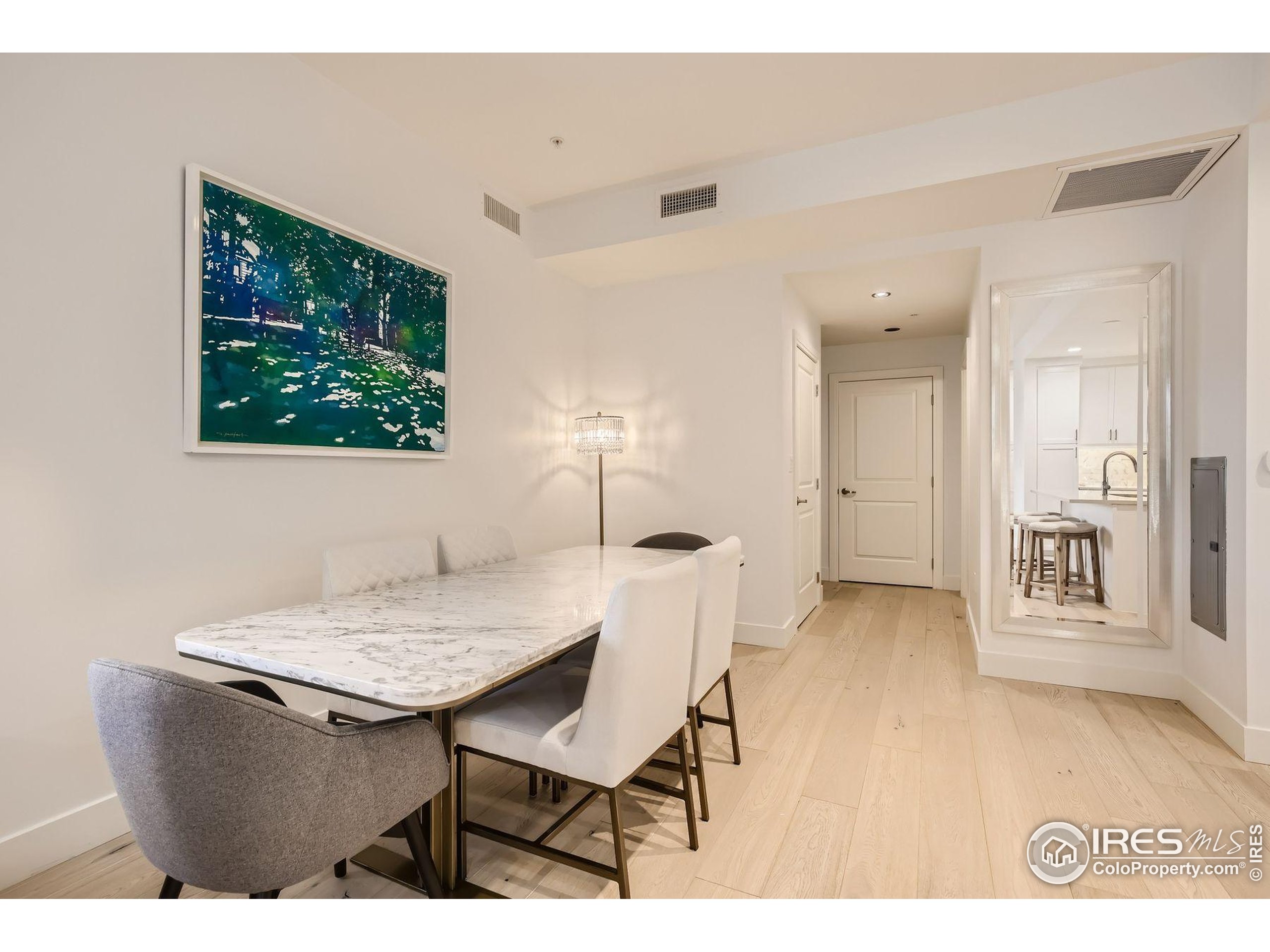 3301 Arapahoe Ave 402