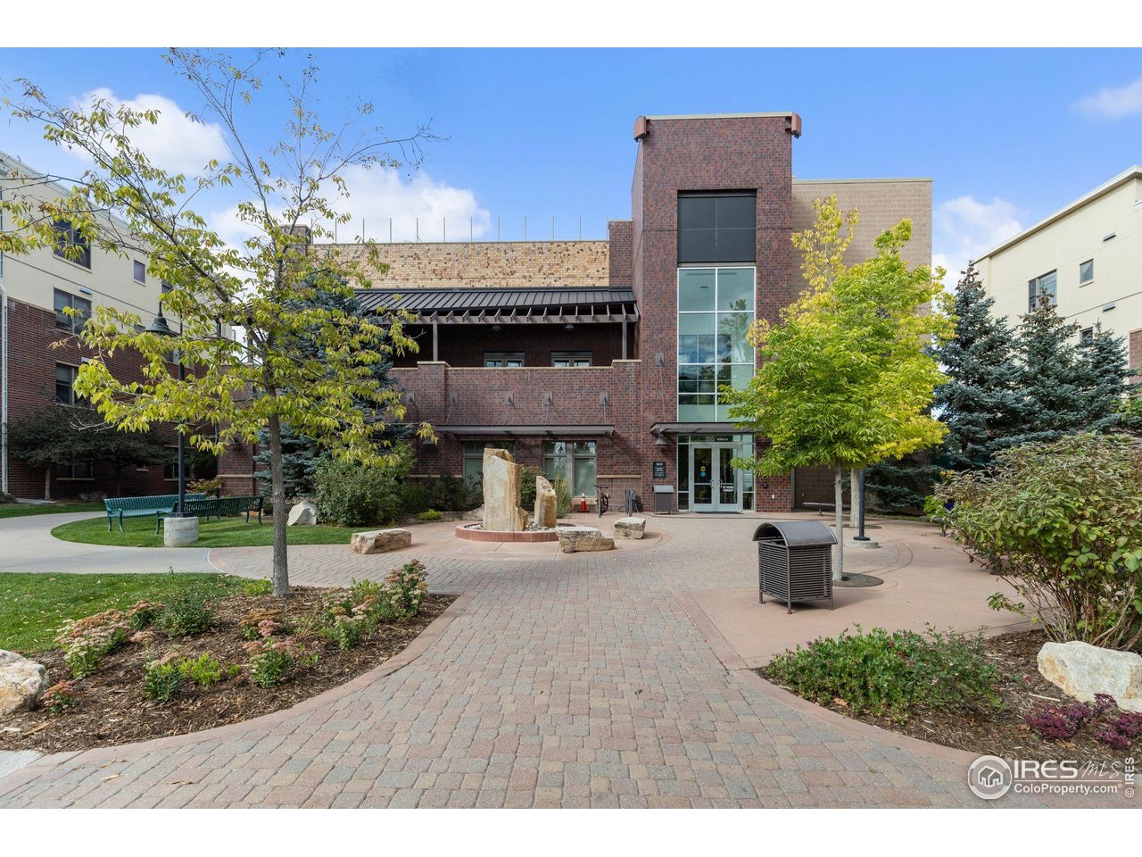 3301 Arapahoe Ave 402