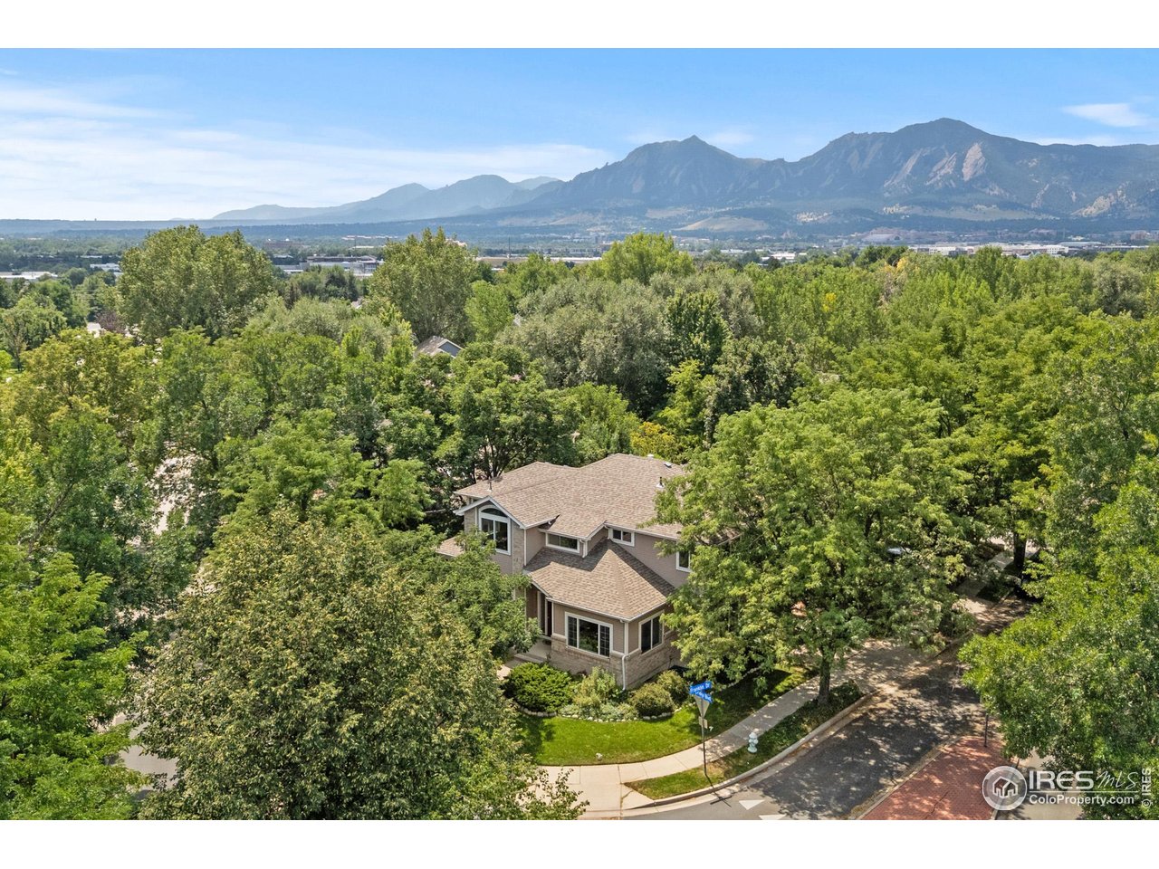 4892 Kings Ridge Blvd