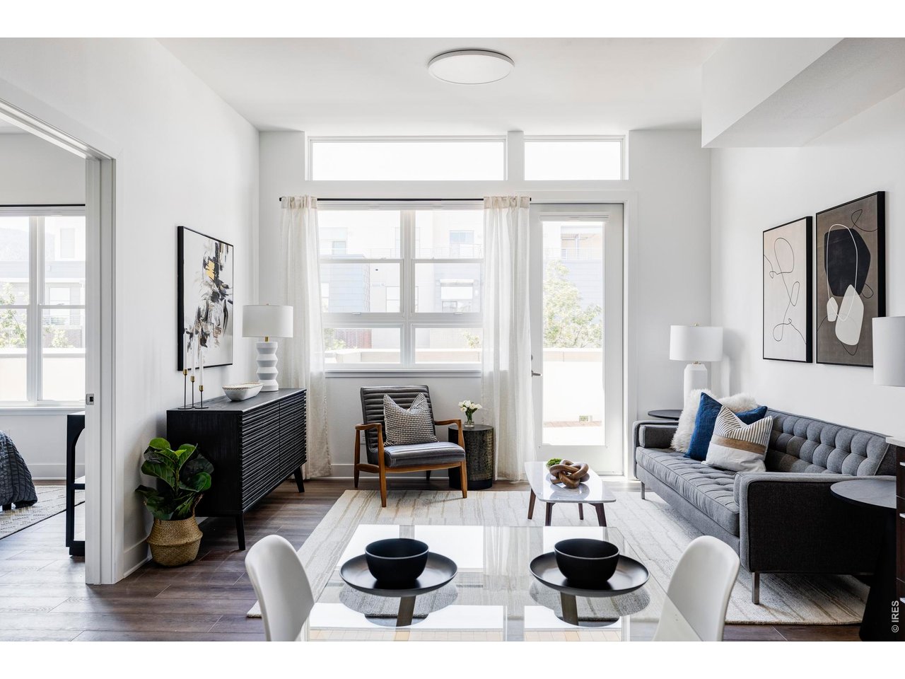 1707 Walnut St 302