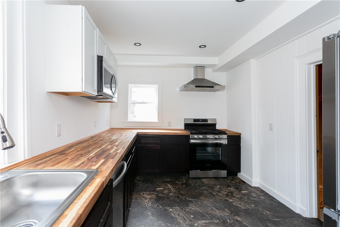 3004 High Street
