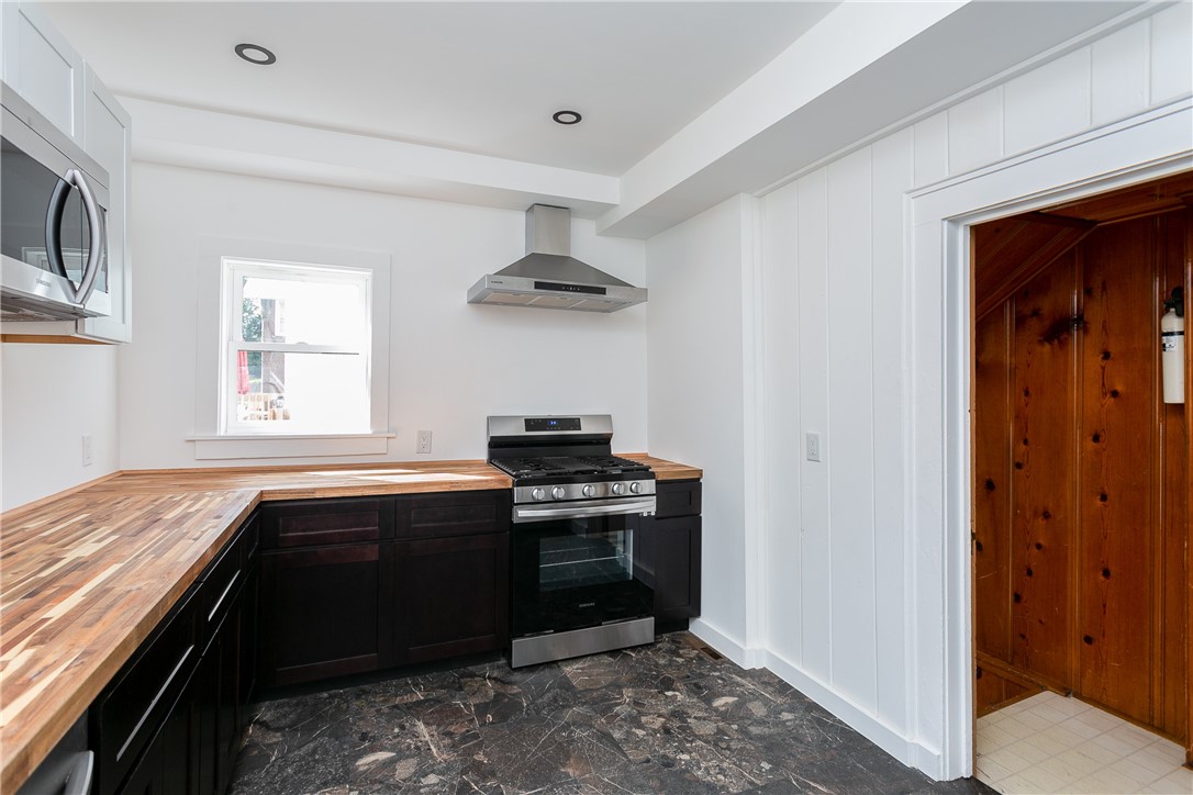 3004 High Street
