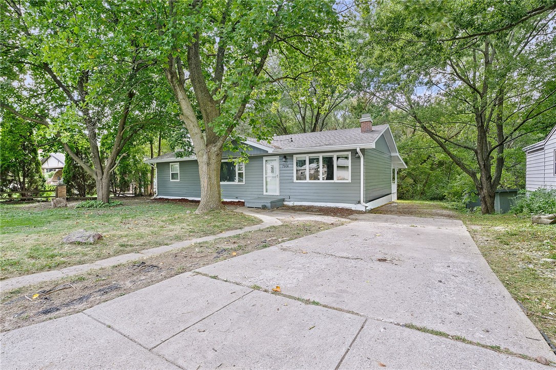 7906 SW 11th Street