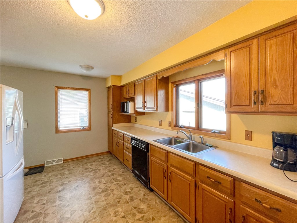 1004 E Ashland Avenue