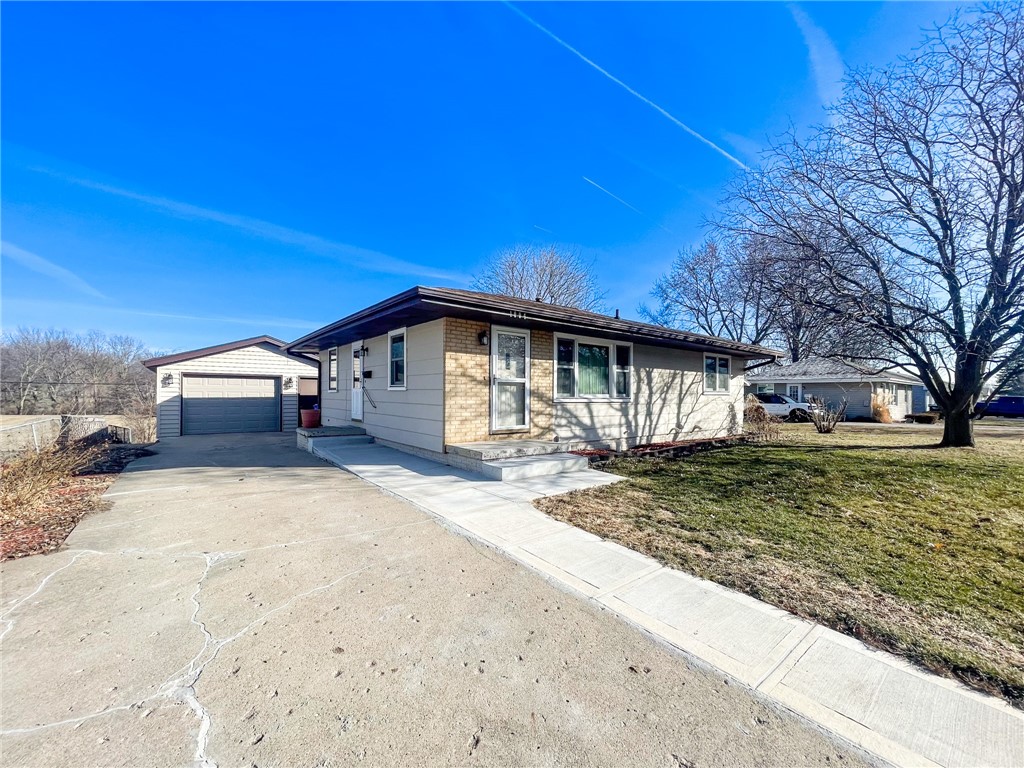 1004 E Ashland Avenue