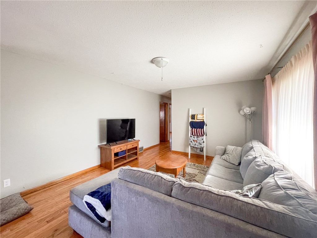 1004 E Ashland Avenue