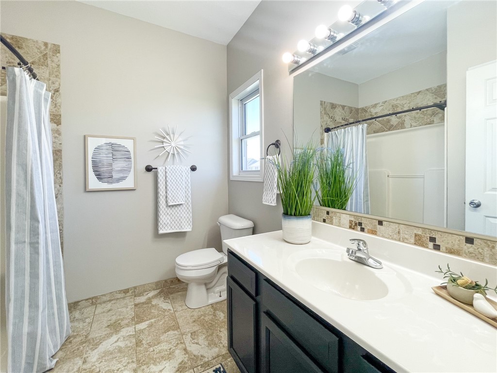 1712 NW Morningside Drive