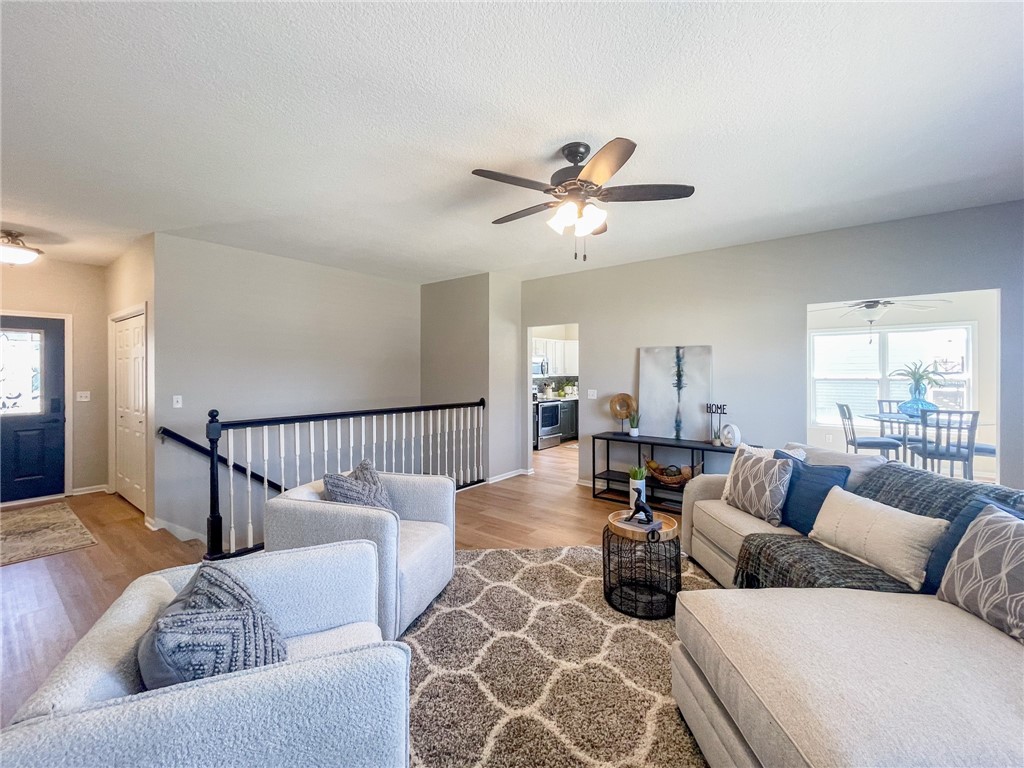 1712 NW Morningside Drive