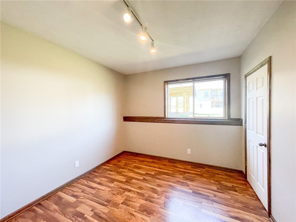 1712 NW Morningside Drive