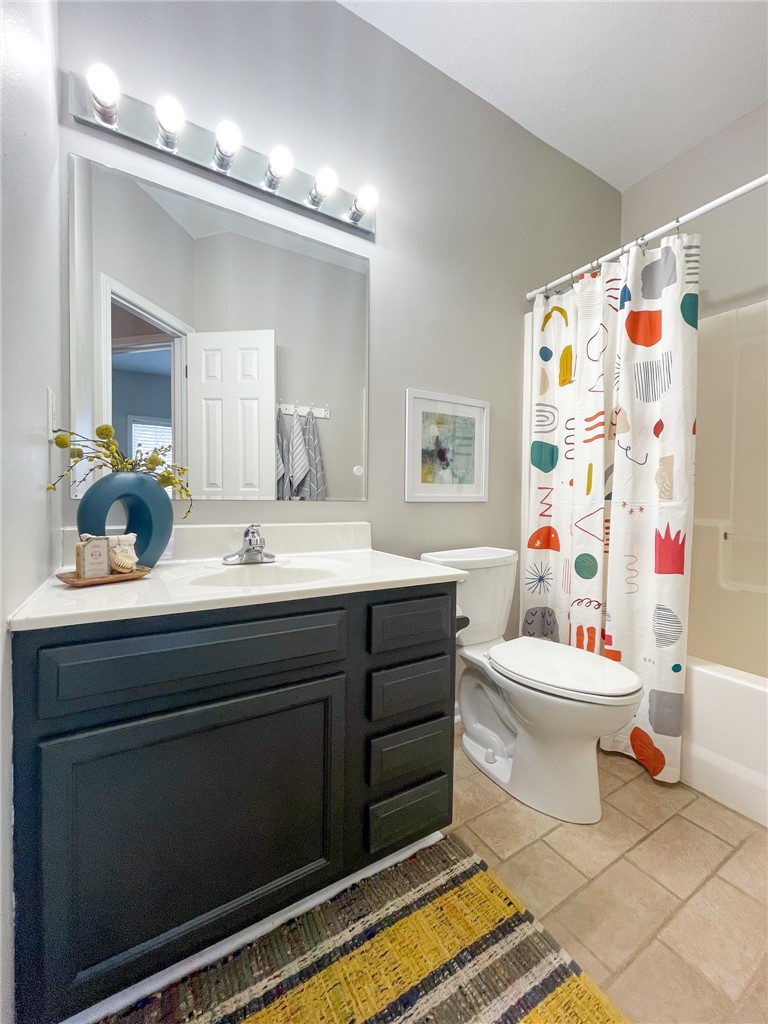 1712 NW Morningside Drive