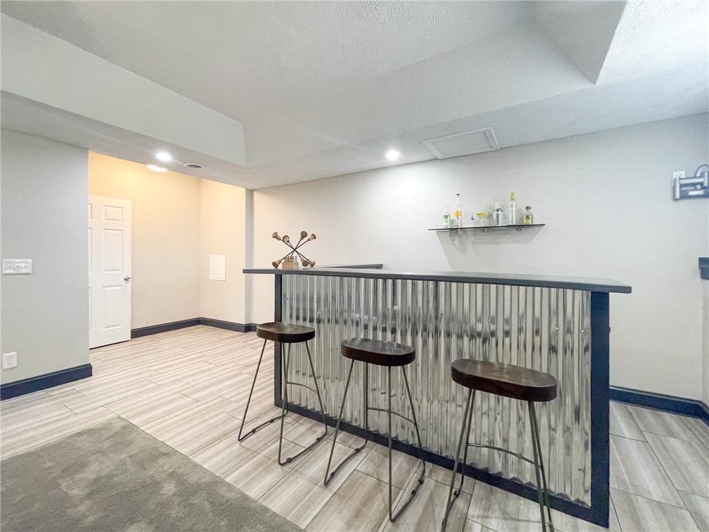 1712 NW Morningside Drive