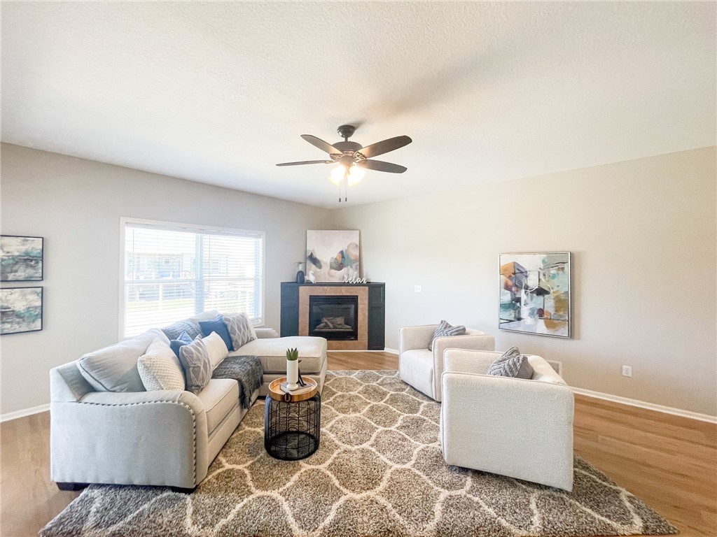 1712 NW Morningside Drive