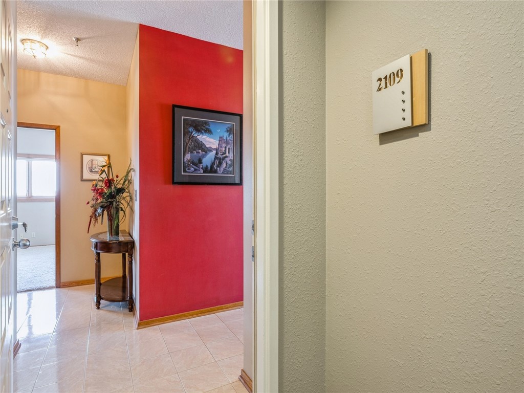 300 Walnut Street 2109