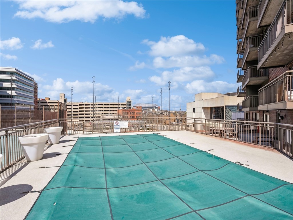 300 Walnut Street 2109