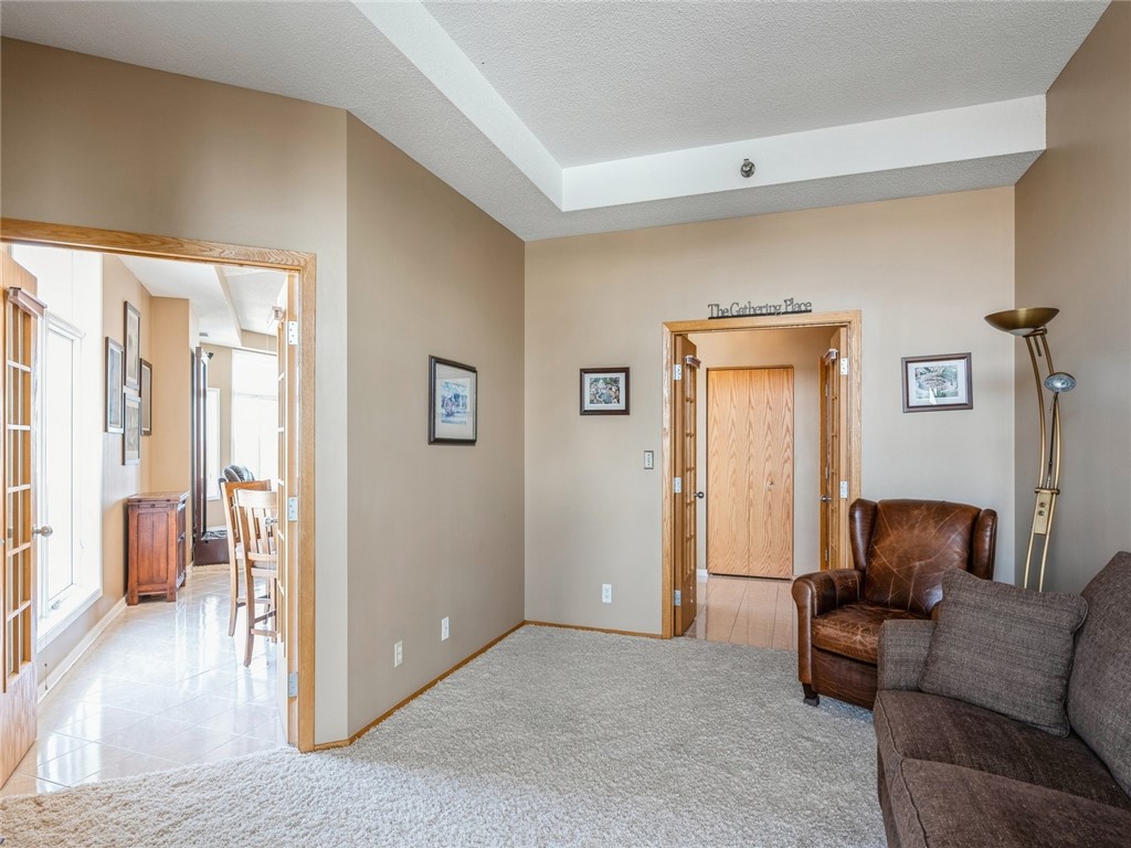 300 Walnut Street 2109