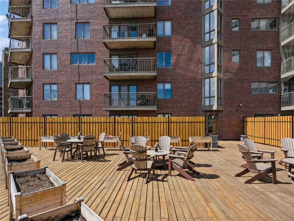 300 Walnut Street 2109