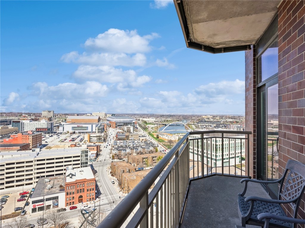 300 Walnut Street 2109