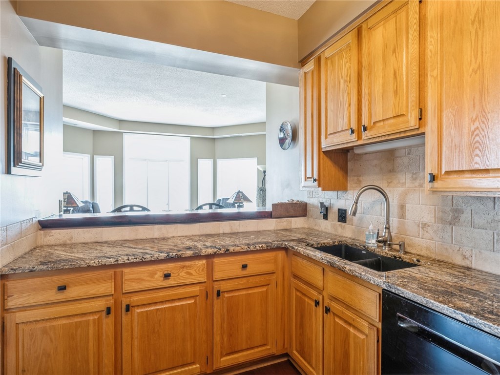 300 Walnut Street 2109