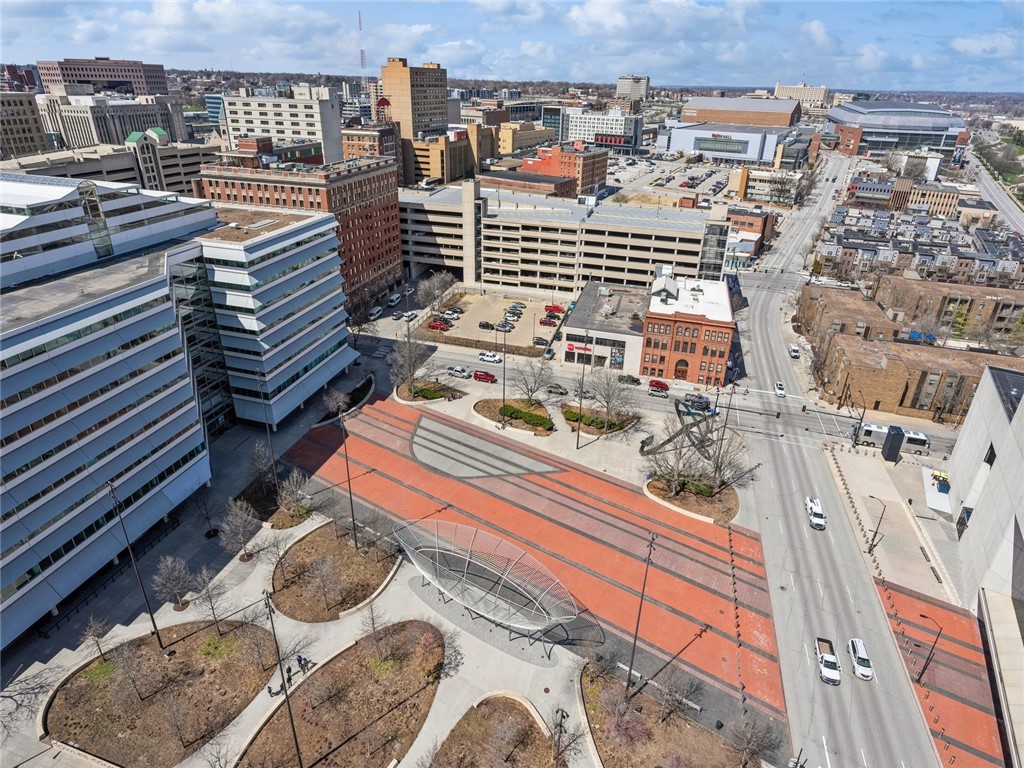 300 Walnut Street 2109