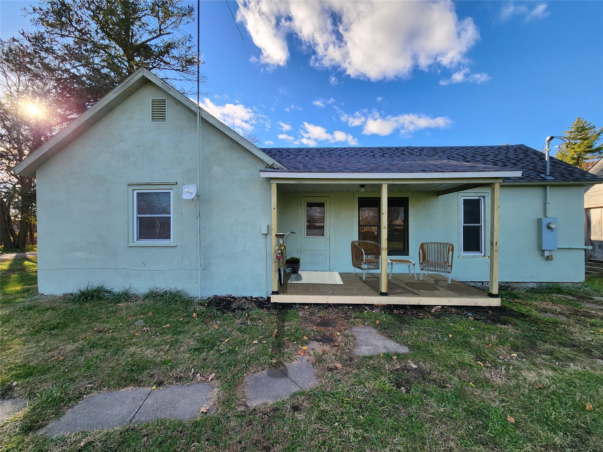 400 W 2nd Street