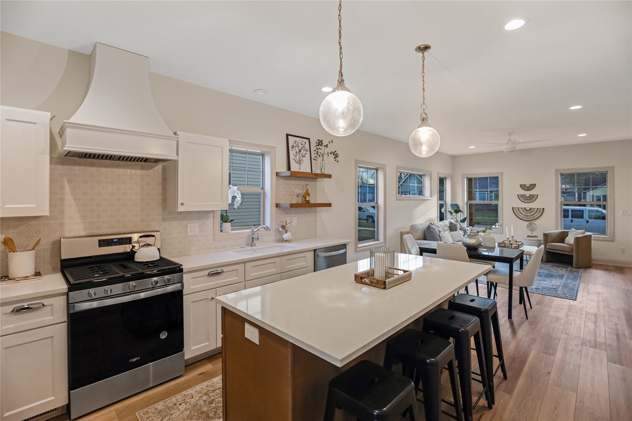 236 E Granger Avenue