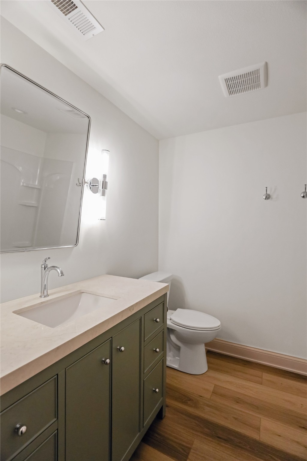 236 E Granger Avenue