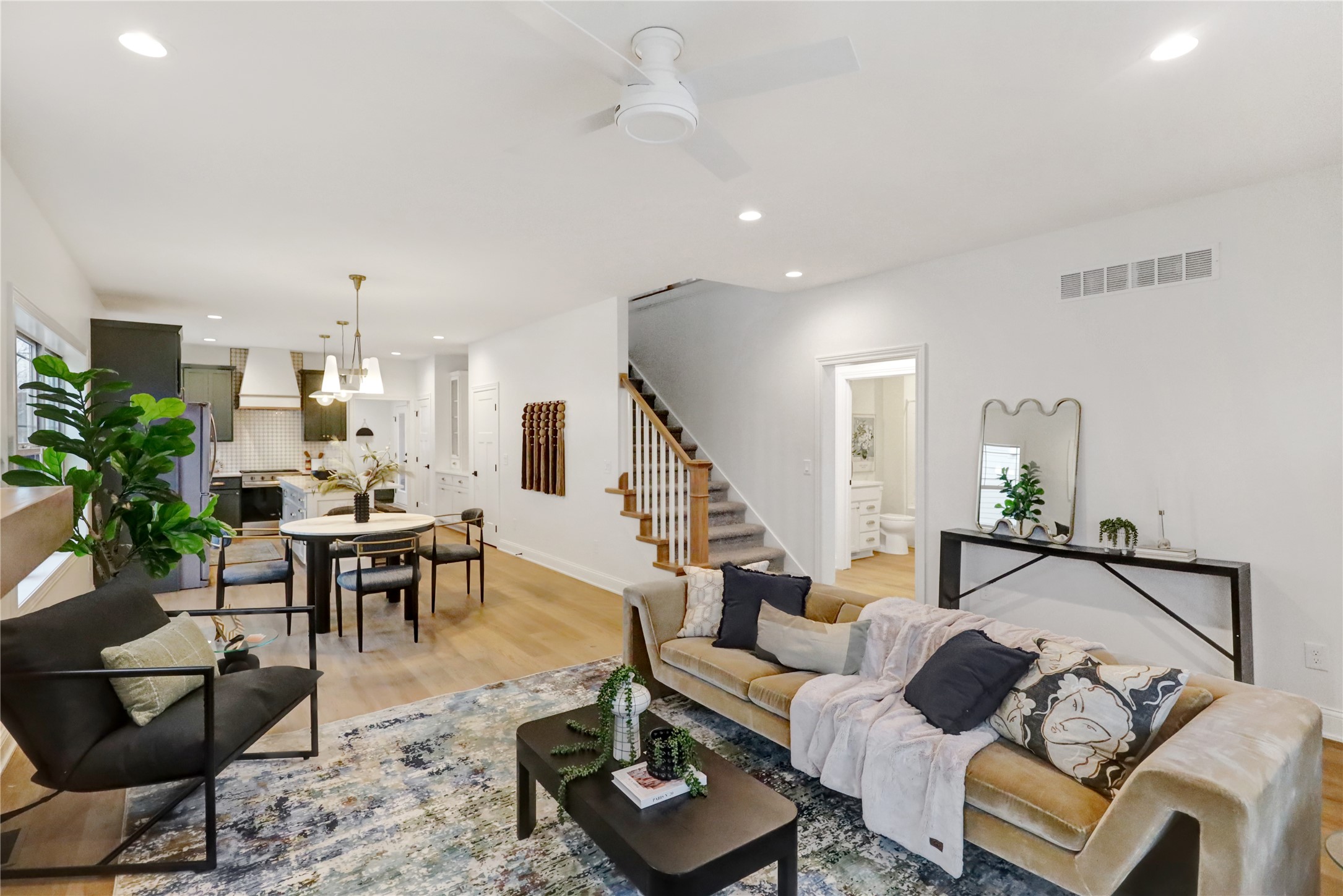 242 E Granger Avenue