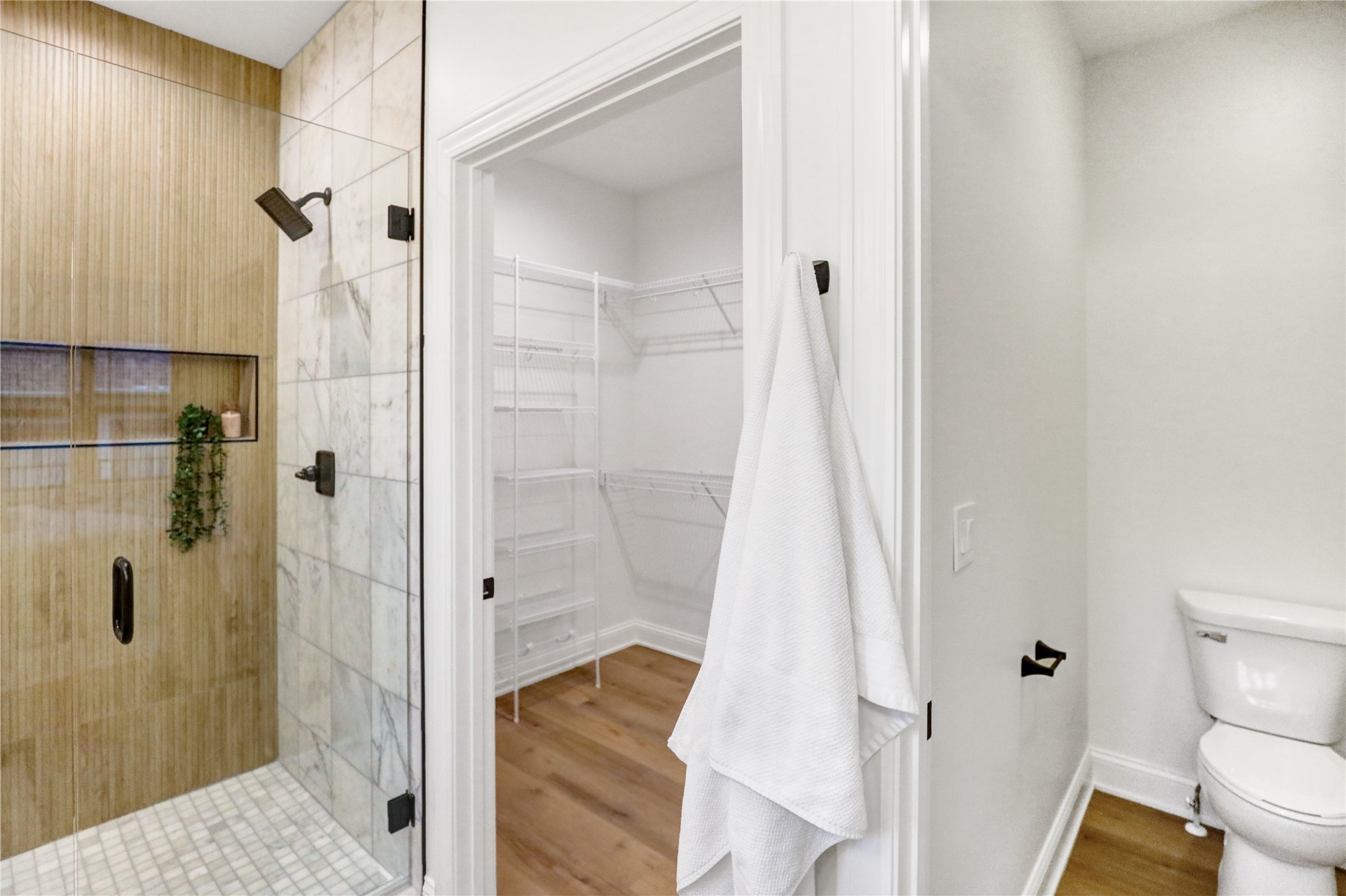 242 E Granger Avenue