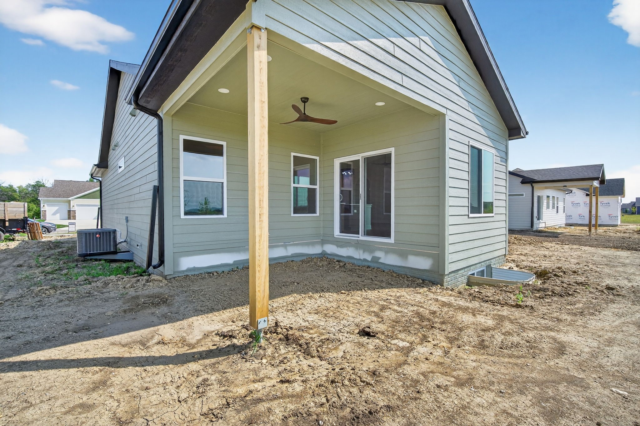 1580 NW Parkside Lane