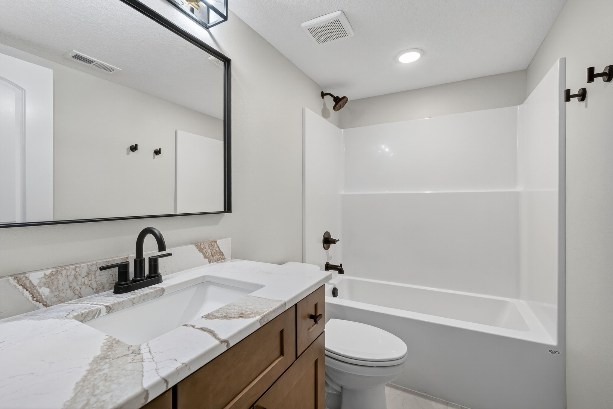 1580 NW Parkside Lane