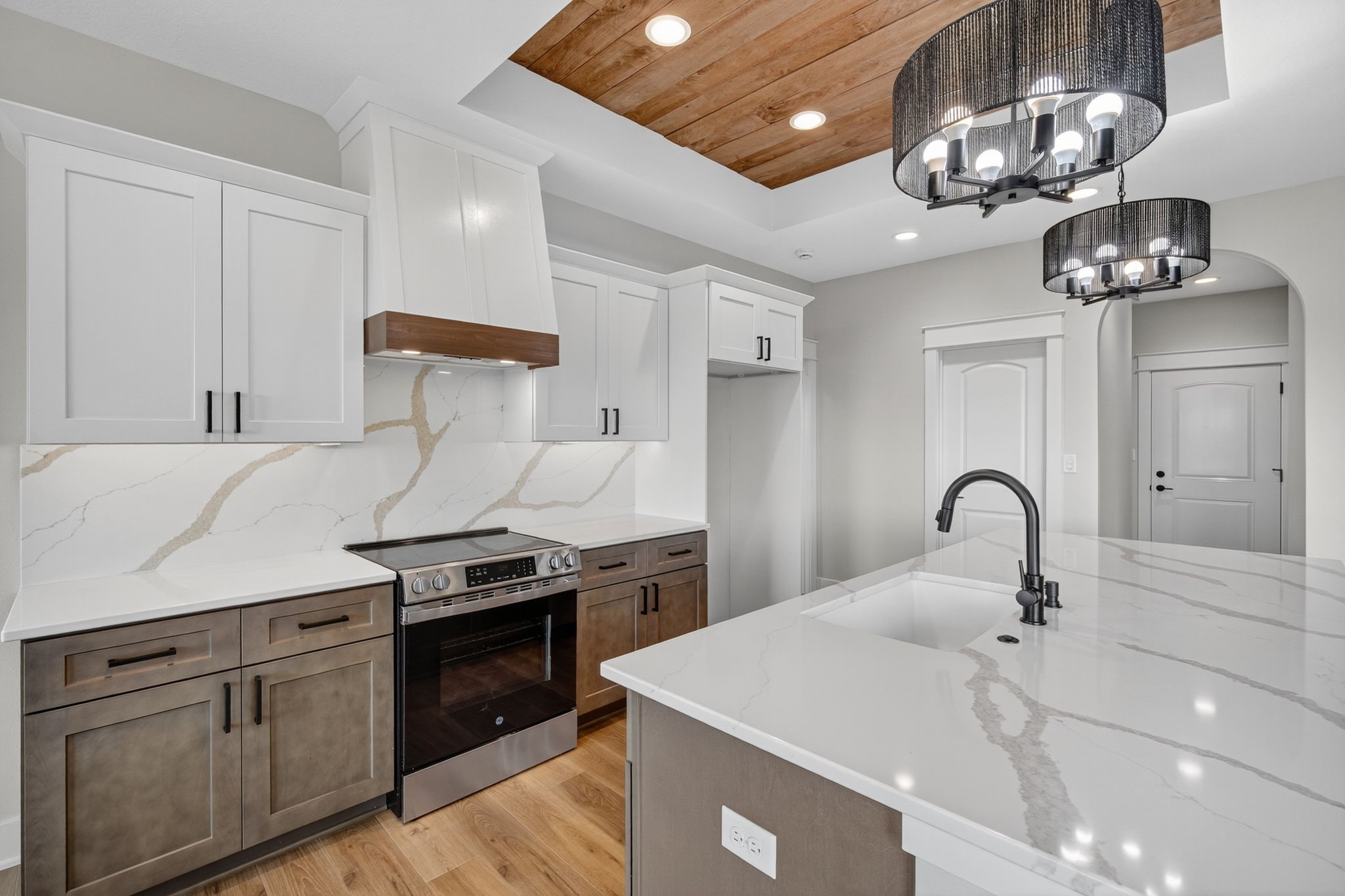 1580 NW Parkside Lane