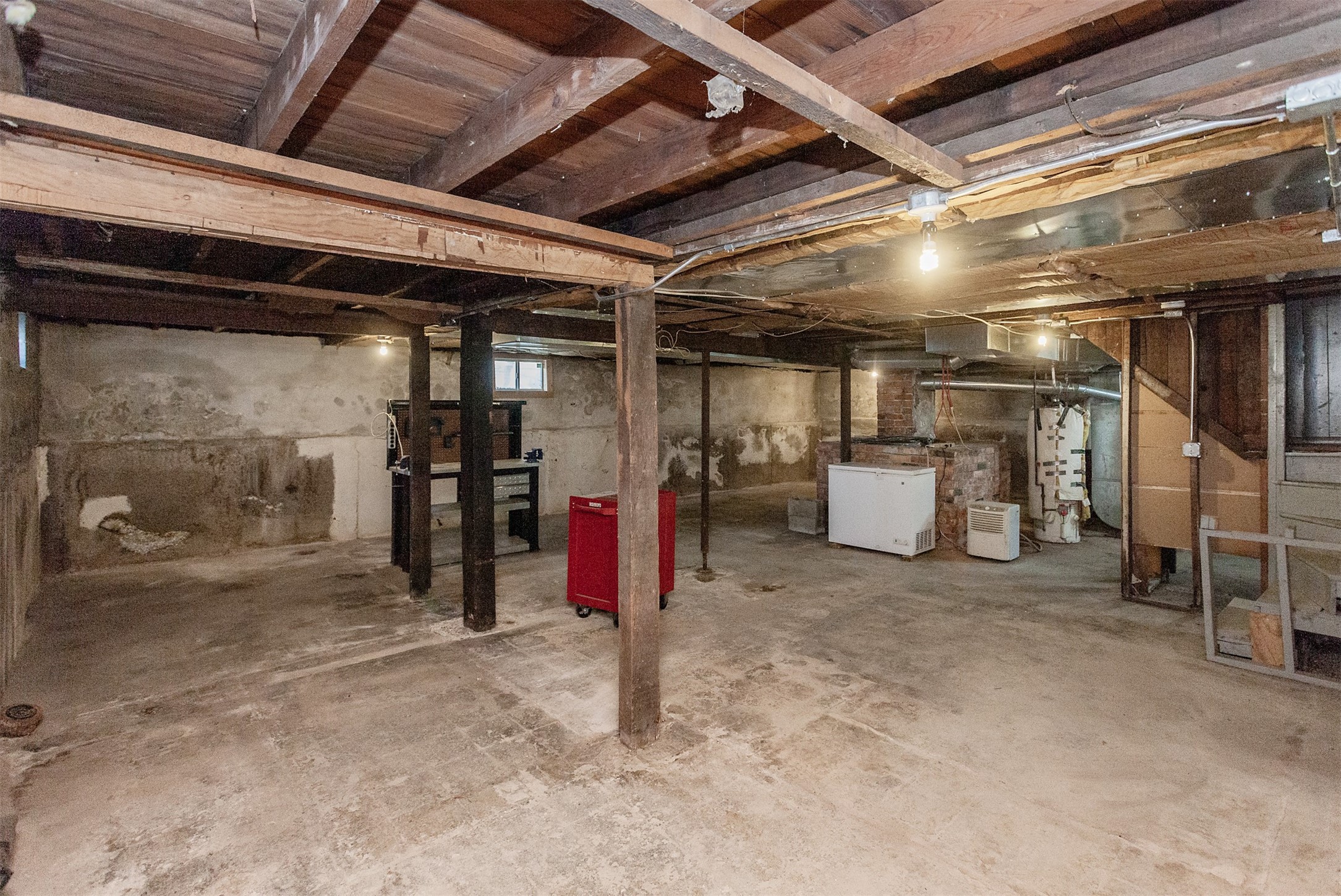 1249 E 13th Street