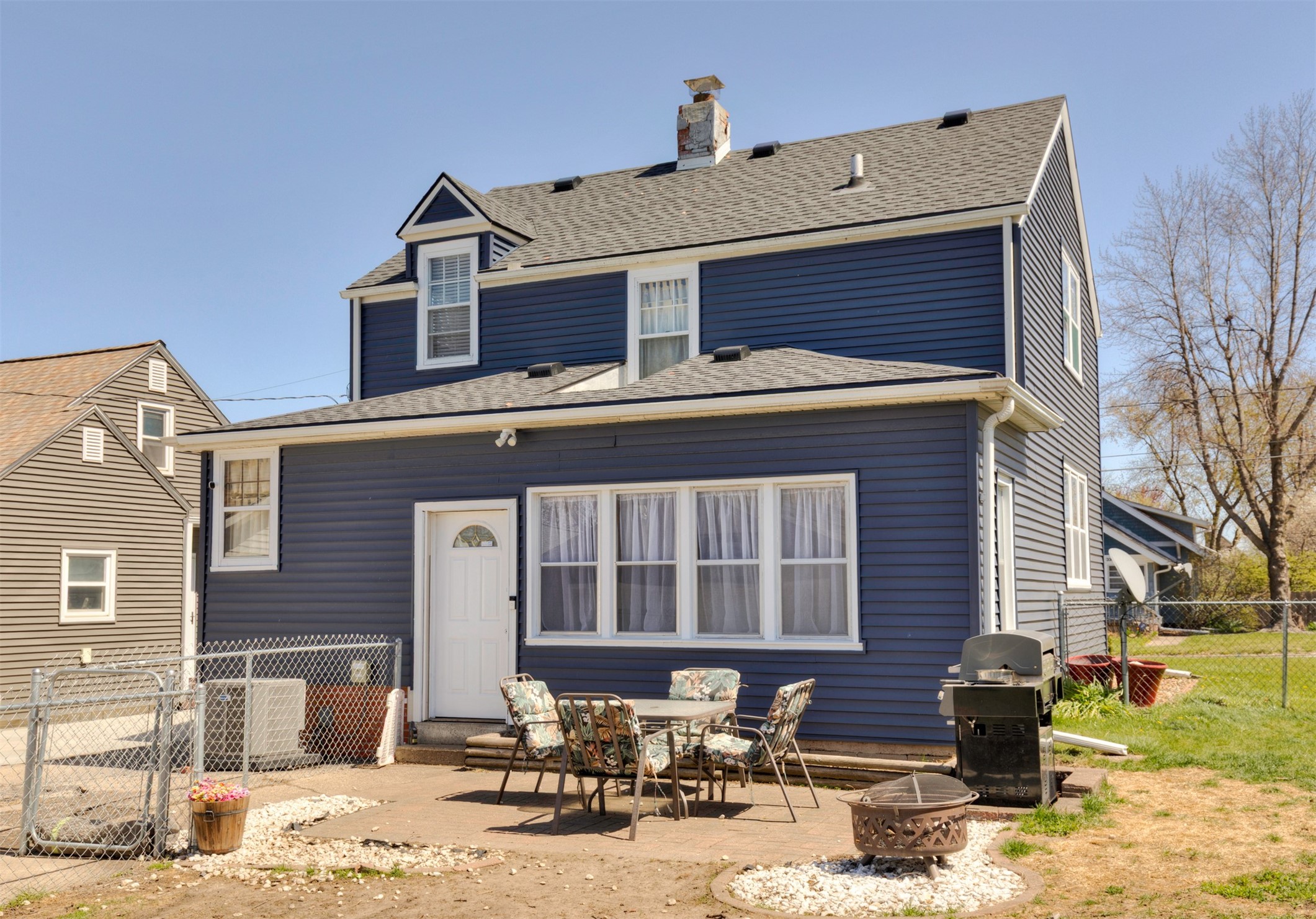 3300 E 12th Street